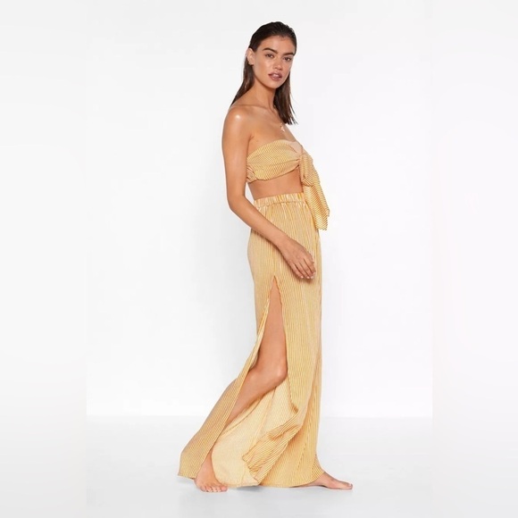 Nasty Gal Striped Beach Pants in Size 2 - Picture 3 of 3